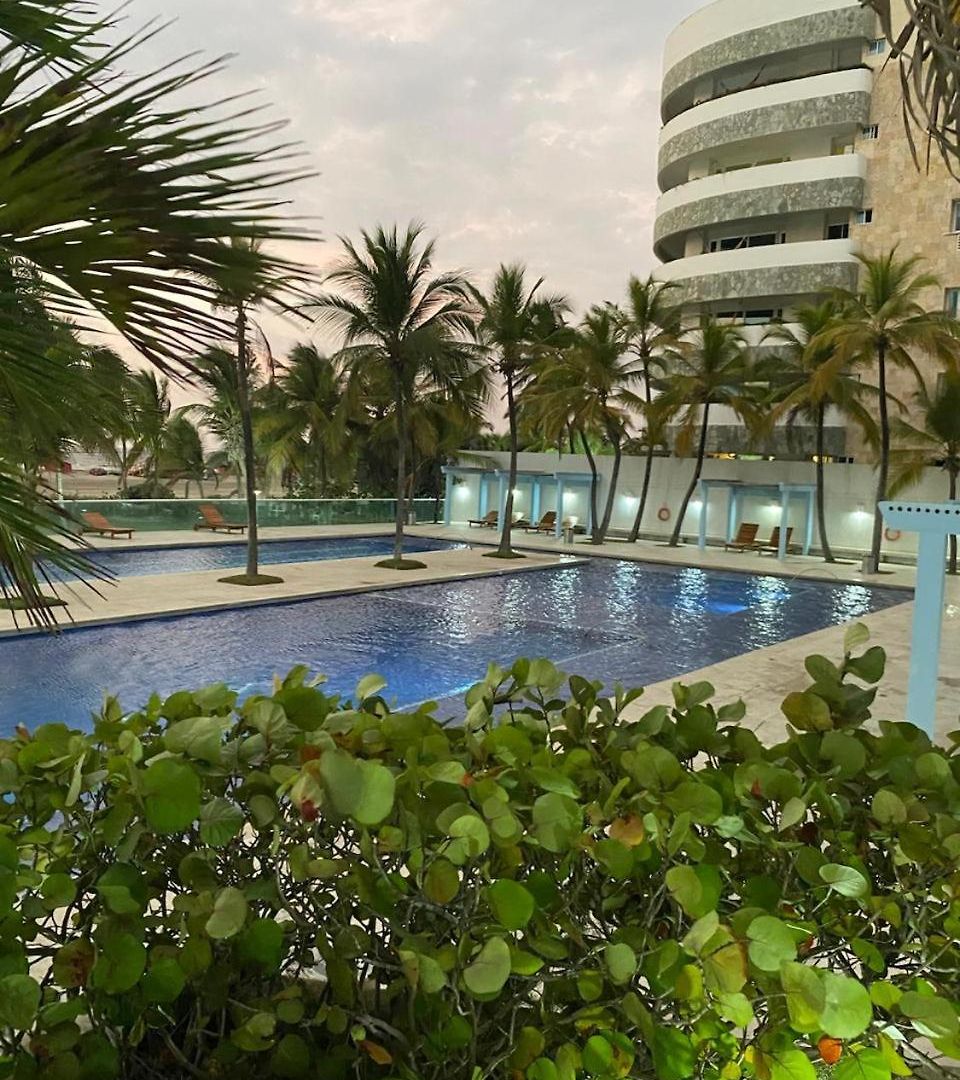 Edificio Con Piscina Frente Al Mar Con Excelente Ubicación Piso 4 * Cartagena