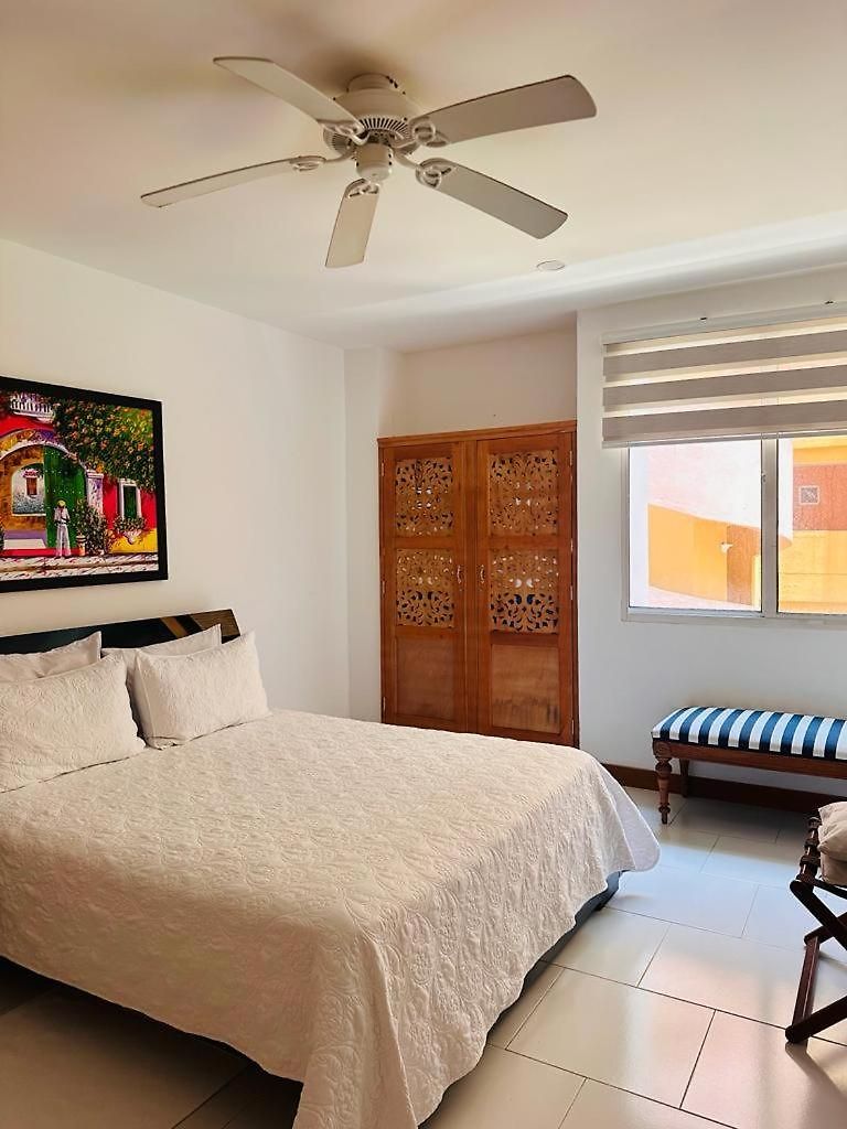 Edificio Con Piscina Frente Al Mar Con Excelente Ubicación Piso 4 Cartagena