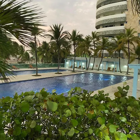 Edificio Con Piscina Frente Al Mar Con Excelente Ubicación Piso 4 * Cartagena